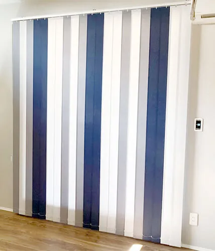 バーティカルブラインド